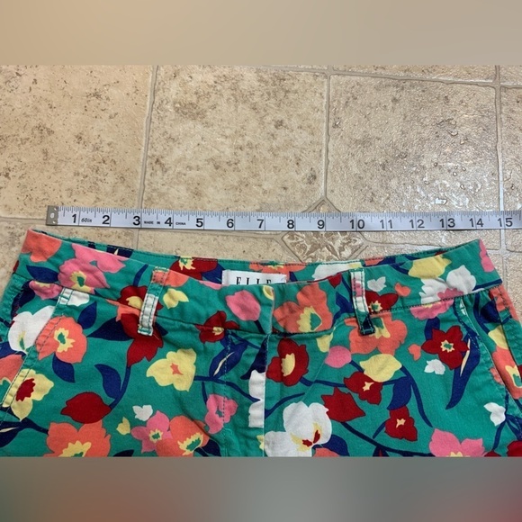 Elle Floral Women's Shorts - Green and Red - Picture 6 of 8